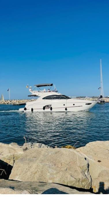 Proche St Tropez Refait A Neuf Bord De Plage Et Piscine Cogolin Εξωτερικό φωτογραφία